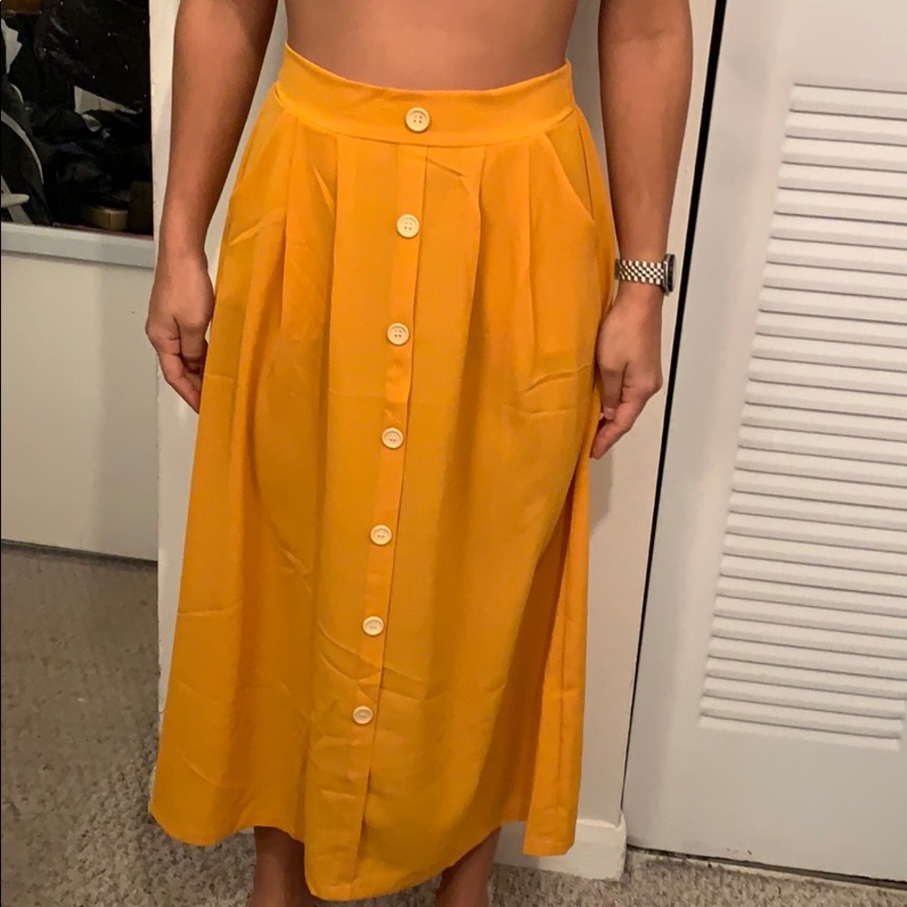 Long mustard skirt